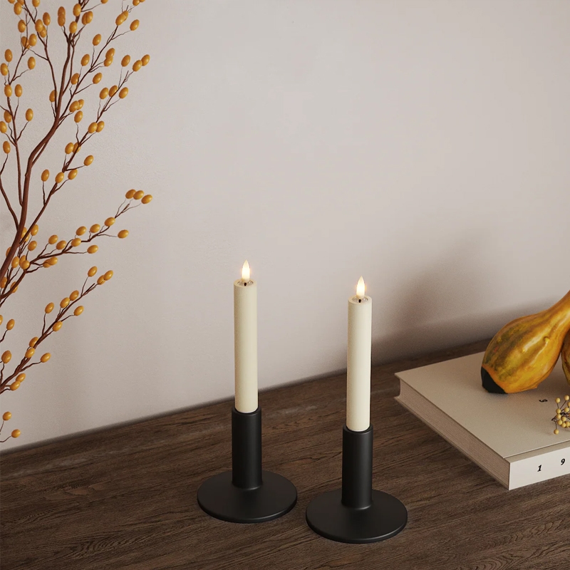 LED-kronljus i krämvit på 15cm för inomhusbruk från Deluxe homeart.