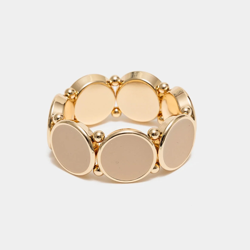 Armband Ava i guld/beige med ovala detaljer från Bow19.